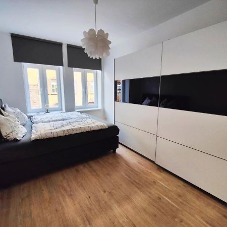 Neu Sanierte Wohnung Mit Balkon Und Stellplatz Erfurt Esterno foto